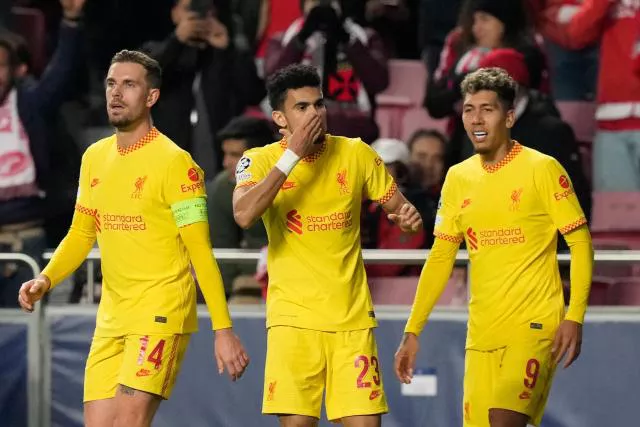 Liverpool set to accept offer for big name after 'jaw-dropping' offer for star player- Announcement soon 2 Henderson diaz firmino.jpg Liverpool set to accept offer for big name after 'jaw-dropping' offer for star player- Announcement soon 2 Sportelo