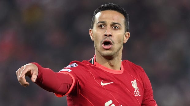 "gave balls away"-Jurgen Klopp slams £200,000-a-week player following Liverpool's dismal performance against Chelsea 4 GettyImages 1383120850 Thiago Alcantara